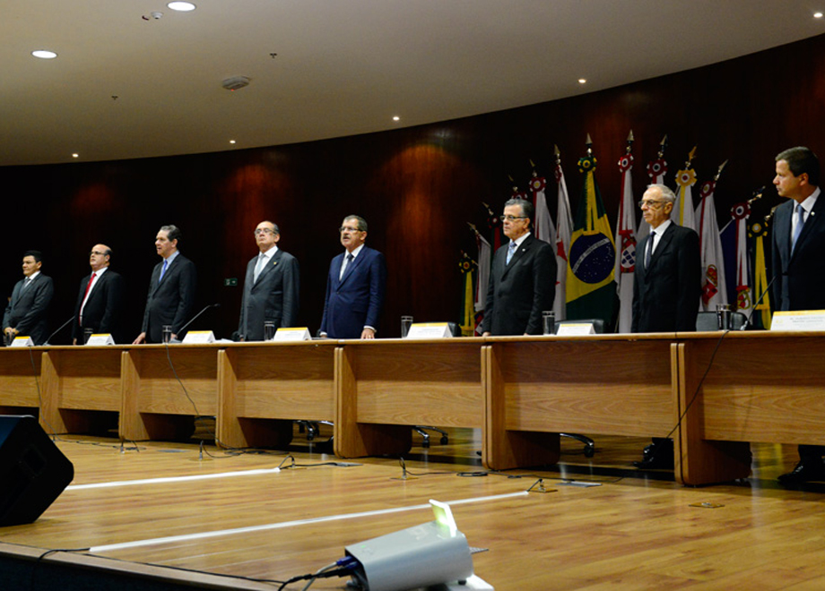 Enfam, Esmal e CEJ/CJF dão início ao Seminário de Direito Constitucional e Administrativo