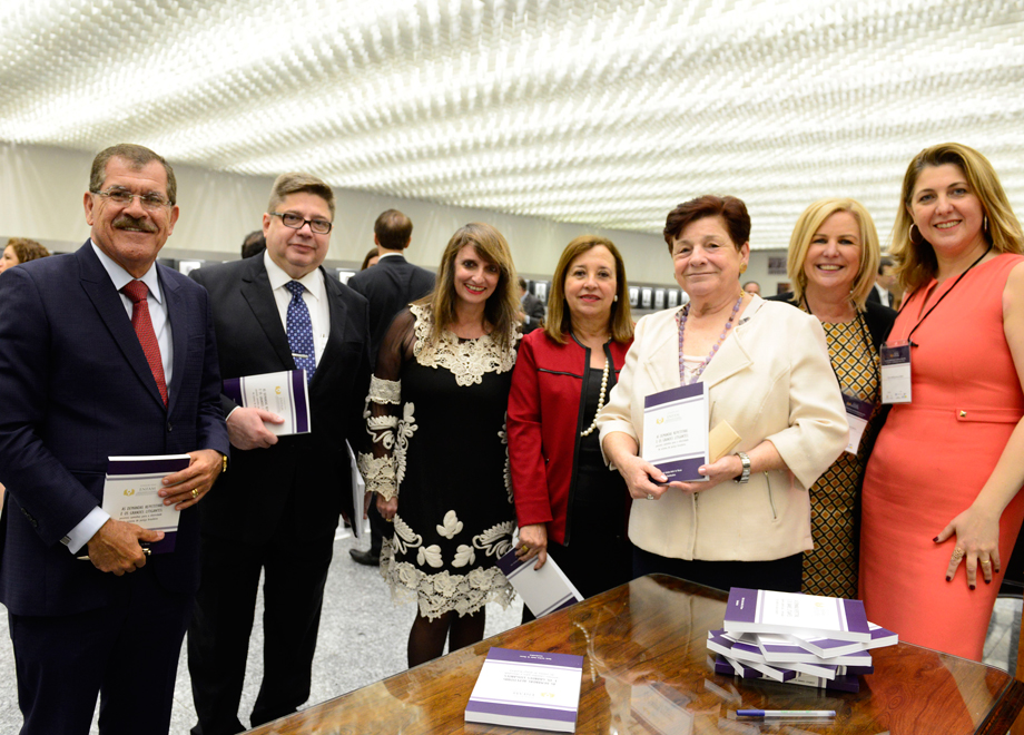 Demandas repetitivas e grandes litigantes é tema de livro lançado pela Enfam