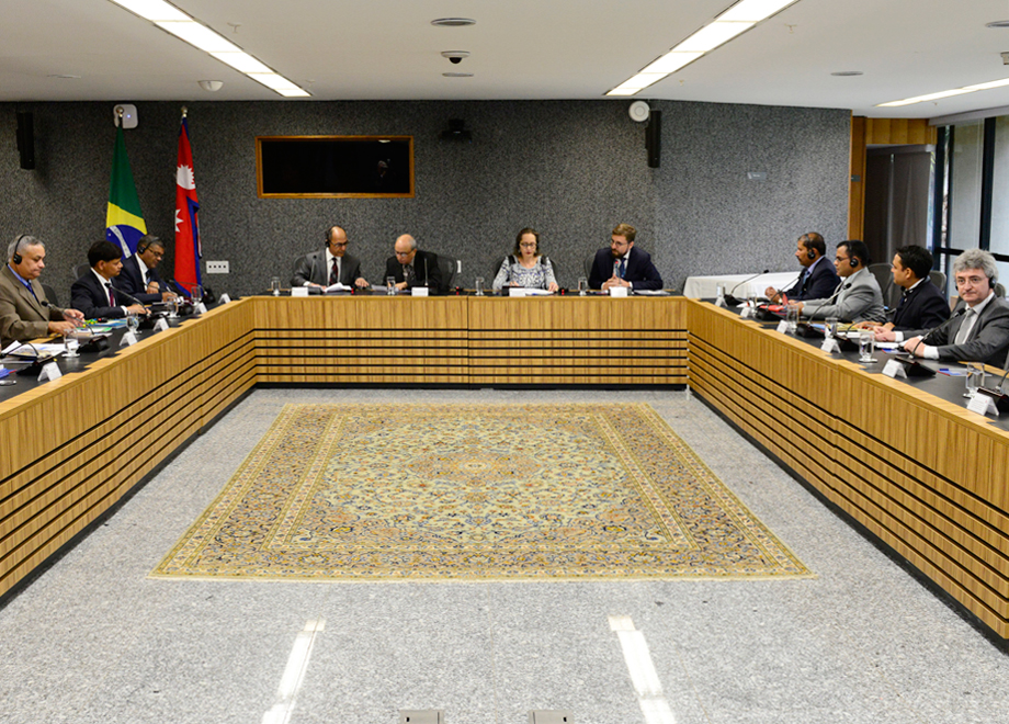 Enfam participa de reunião técnica com delegação da Corte Suprema do Nepal no STJ﻿﻿