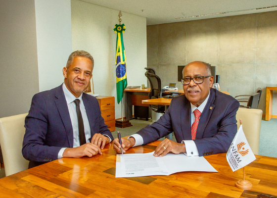 Ministro Benedito Gonçalves (Diretor-Geral Enfam) Edson Rodrigues Marques (Diretor-Geral da Escola Nacional de Defensoria Pública da União)